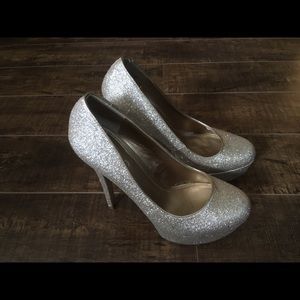Aldo sparkling gold rounded high heels party shoes